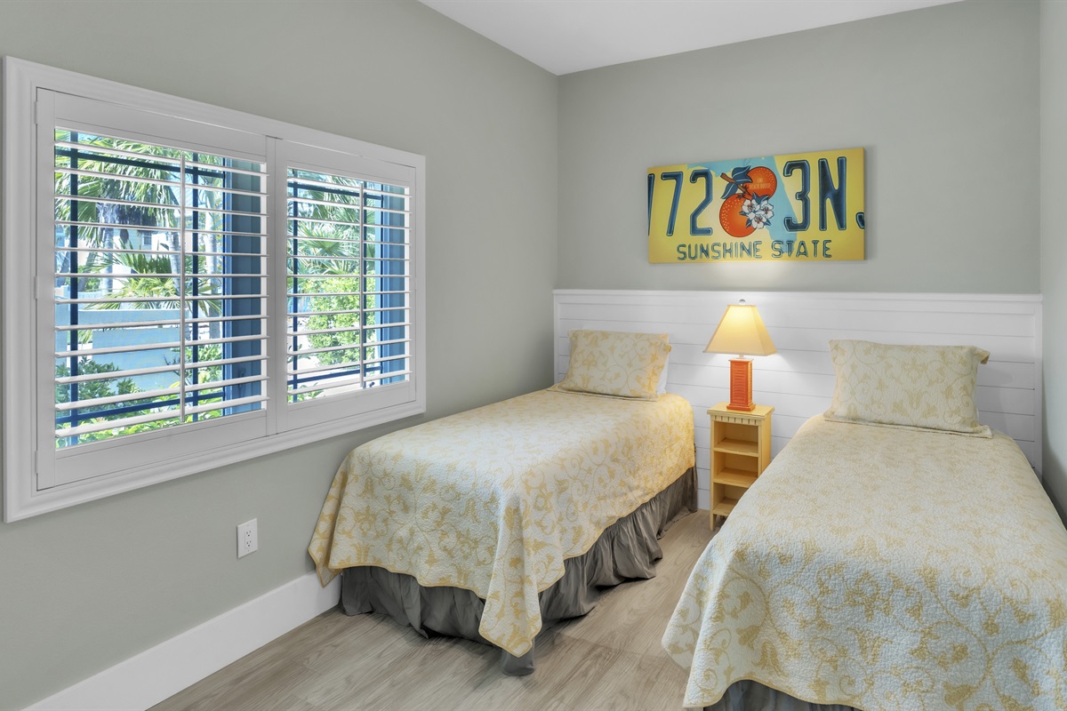 Twin bedroom – Anna Maria Island vacation home