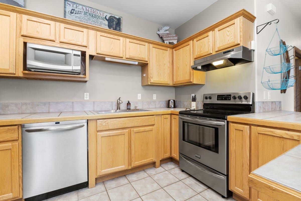 Electric Range & New Dishwasher