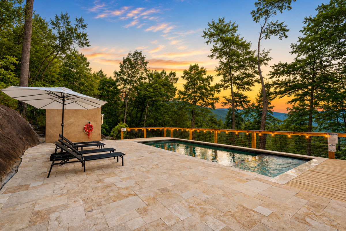 Golden light dancing and mountain views on repeat! The kind of pool that changes the entire pace of your stay.