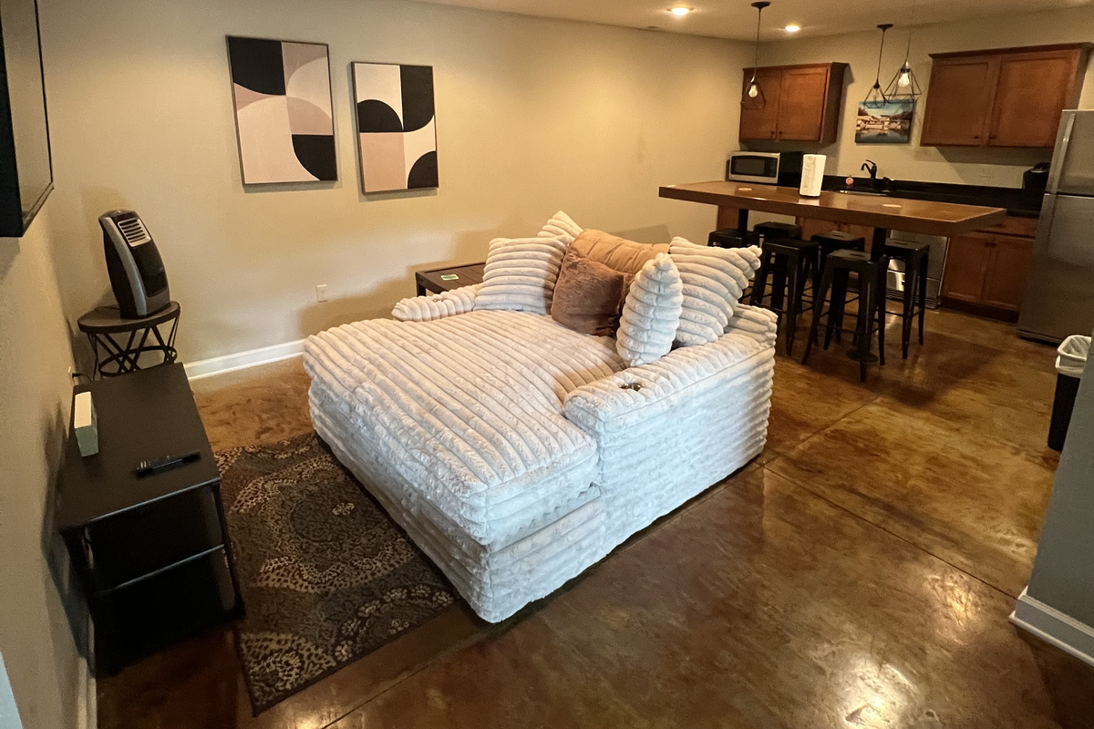 Game or sleep in this oversized lounger!