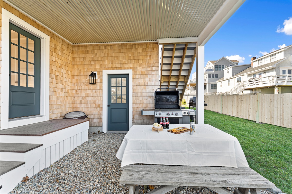 Alfresco dining and BBQs on your private outdoor patio