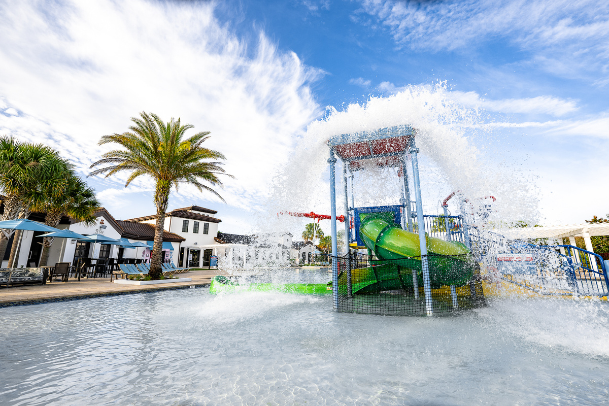Have a Blast at this Kids Splash ZONE ! 