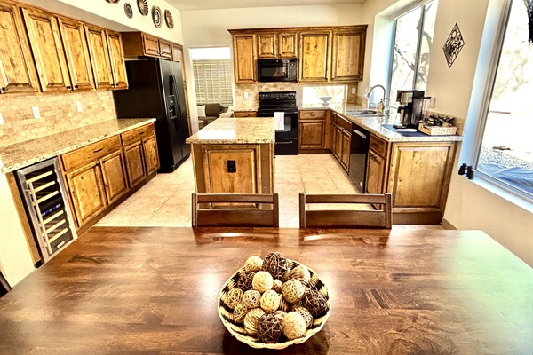 Open concept kitchen and dining table