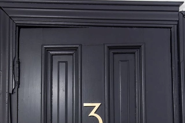 Apartment #3 is entirely yours for the stay. The apartment is in a secured building up 2 flights of steps! 