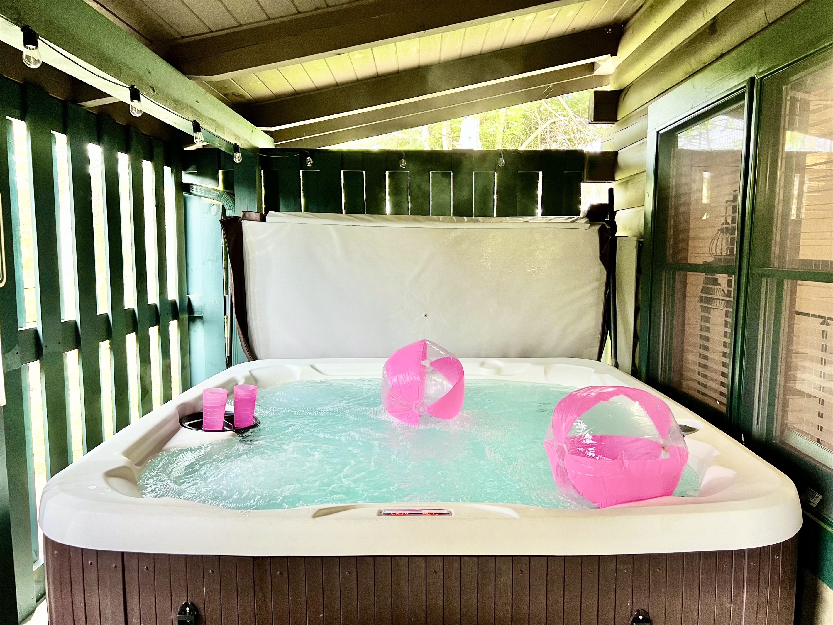 Huge hot tub!