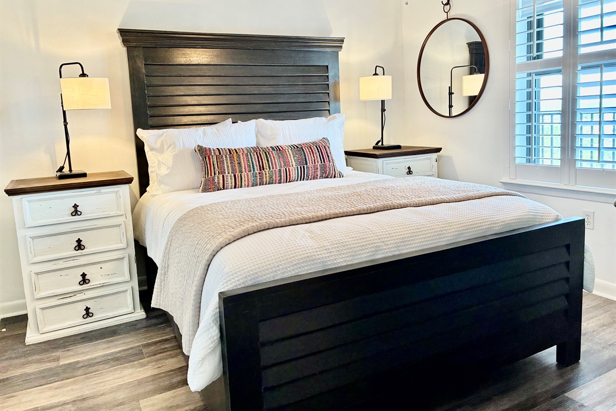 The second bedroom has a queen bed!