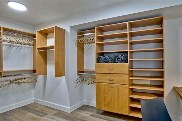 Enormous closet in primary suite (with soft, plush throws for cool evenings outside) and a desk for working with a view of the yard.