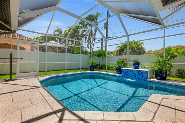 Heated Pool w/ Outdoor Seating