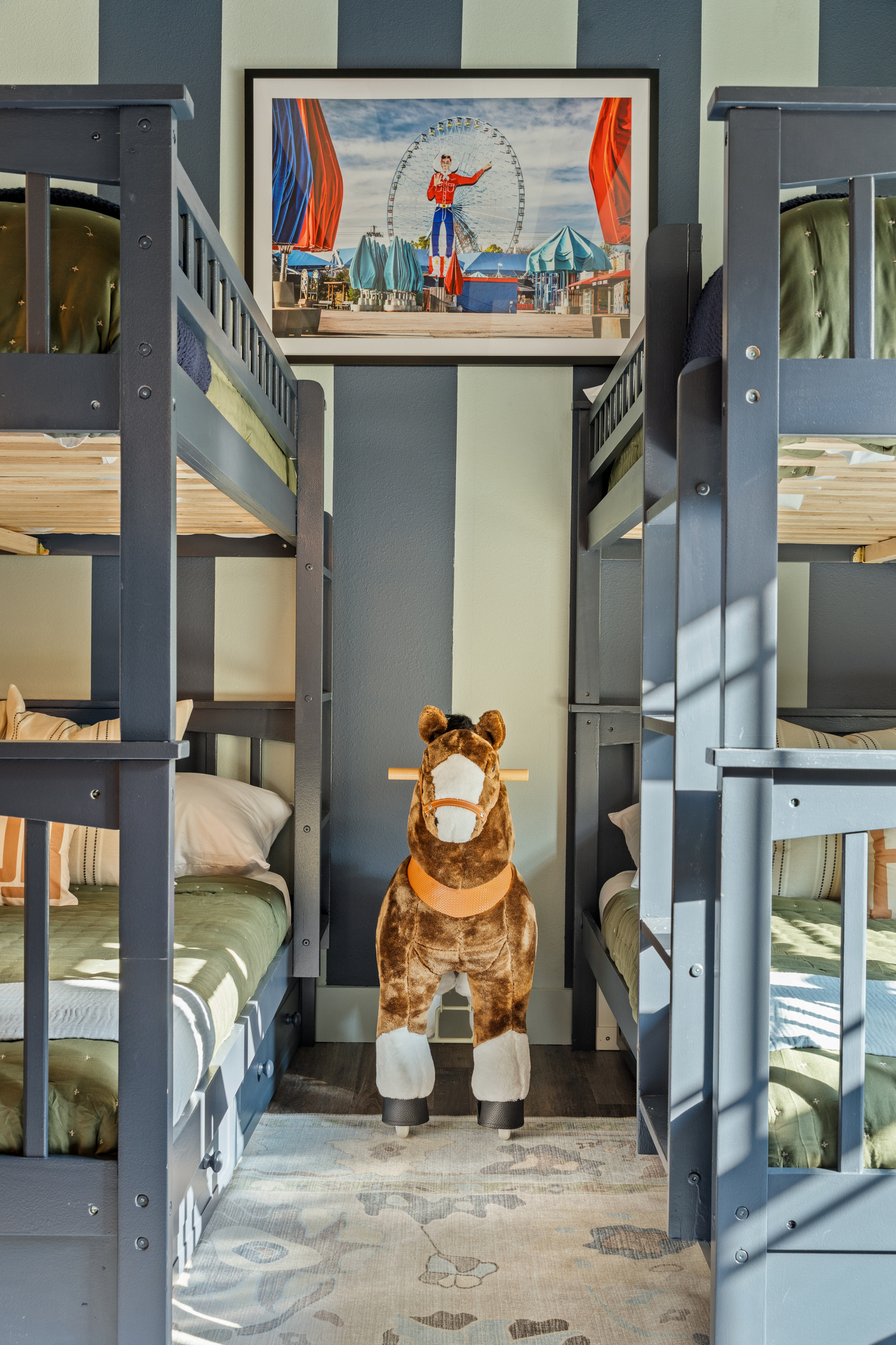 Kids love the Wrangler Bunk Room with themed Silver Dollar City art, a ride-on pony, and bunk beds for the whole crew.