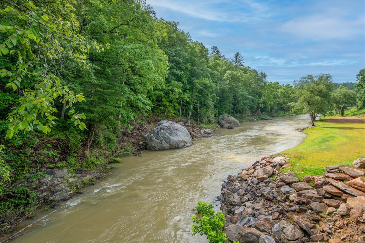 Broad River, this river runs through where the cabin is located. Tube, fish, and have fun. 