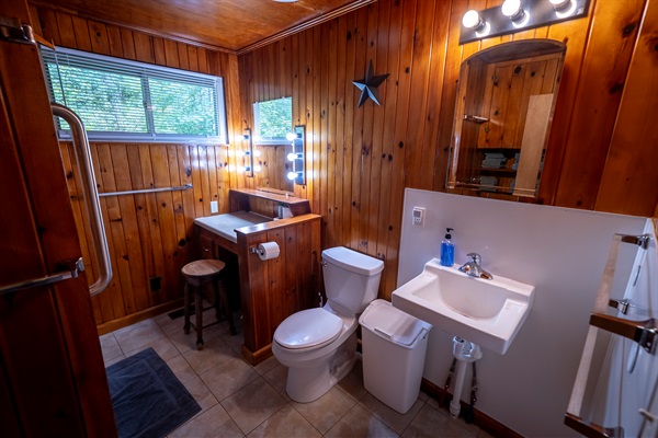 Full Bathroom