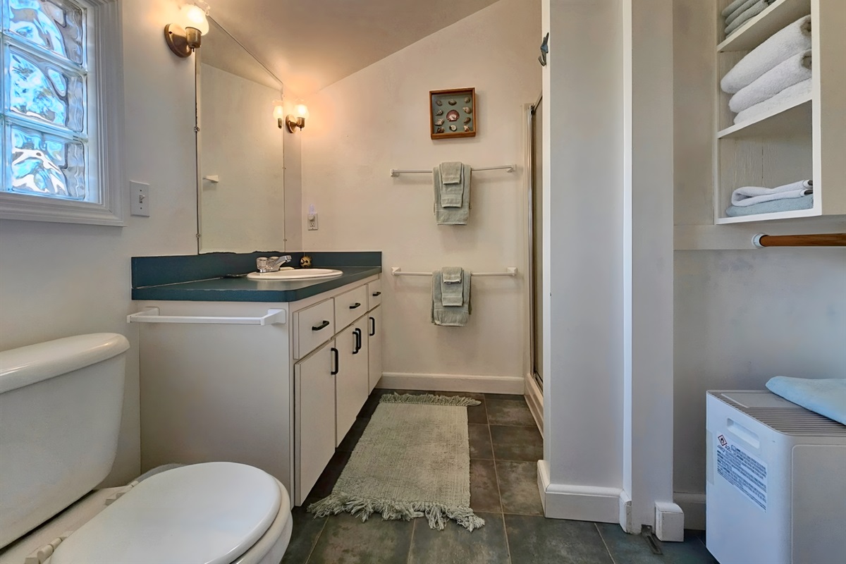 Private En-Suite Bathroom