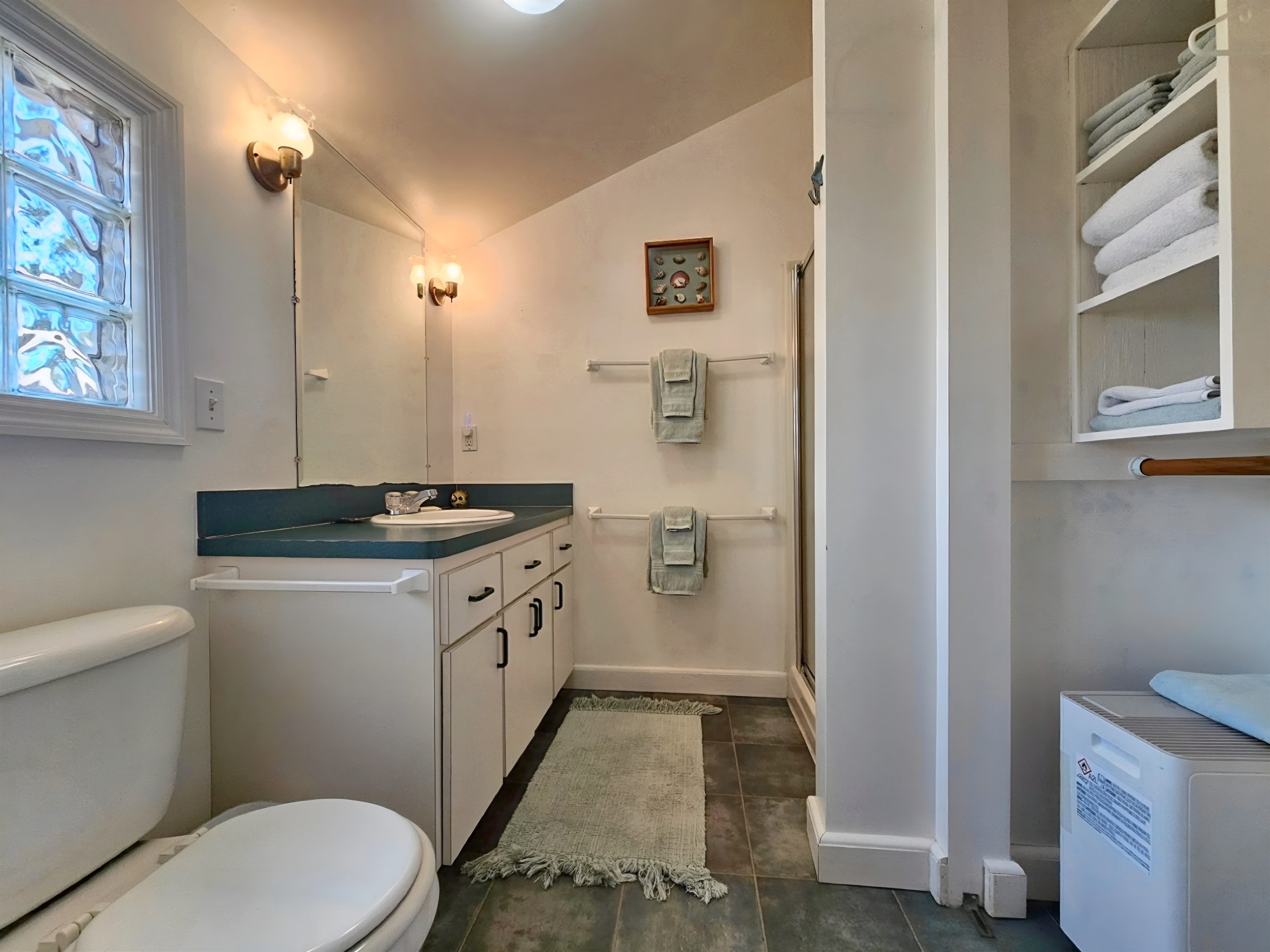Private En-Suite Bathroom