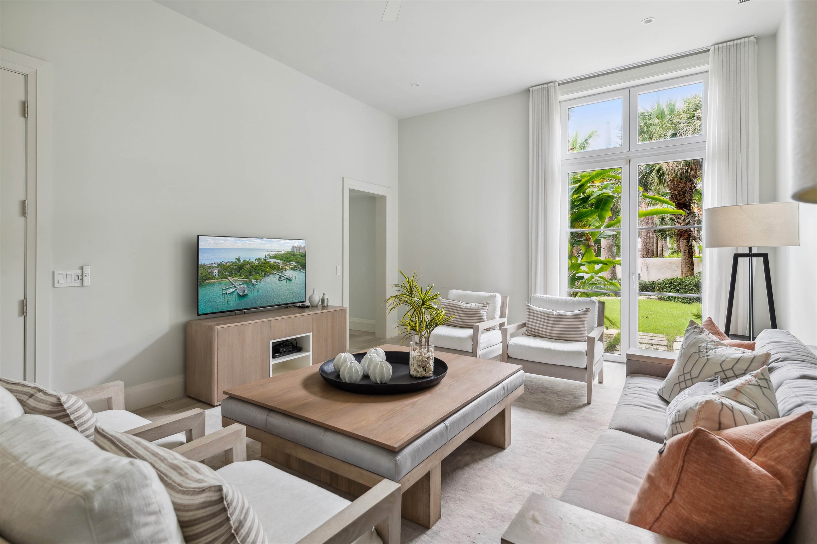 1st floor den, En-Suite, Queen sleep sofa