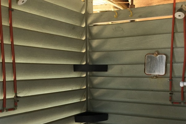 Dual heads in the outdoor hot and cold shower.