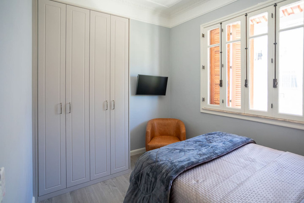 All bedrooms have air conditioning, smart televisions, closets, ceiling fans, new luxury linens, Brazilian and U.S. electrical sockets and USBs.  (Bedroom 2).