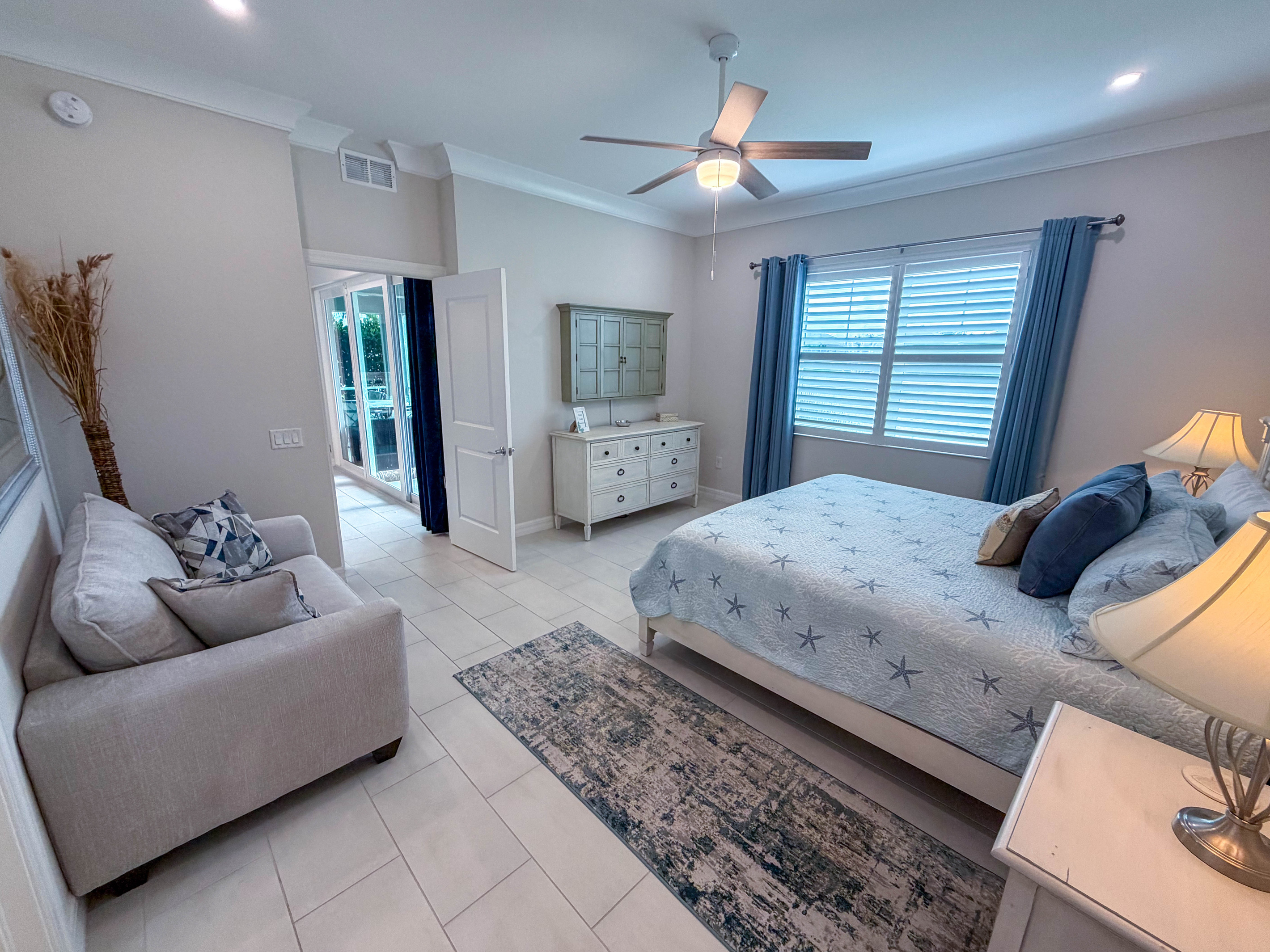 Master Bedroom Ensuite (King)