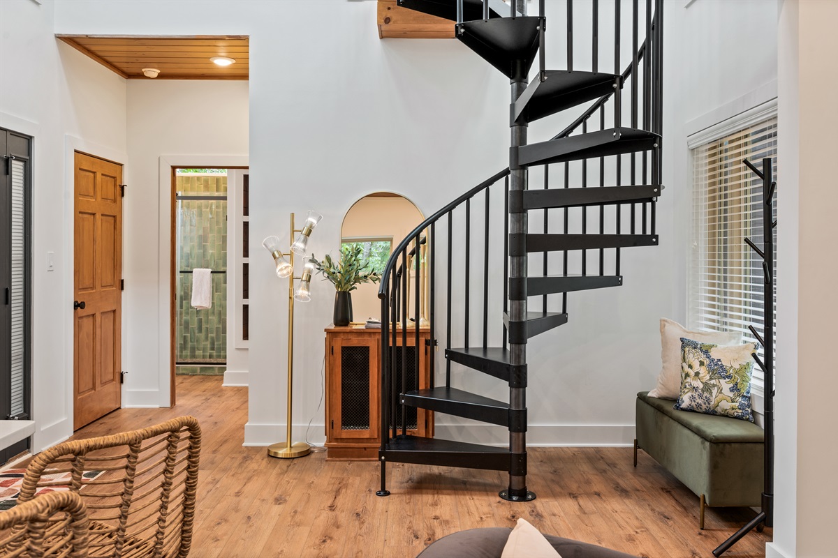 Walk in and get settled in the spacious foyer of the open concept Treehouse. 