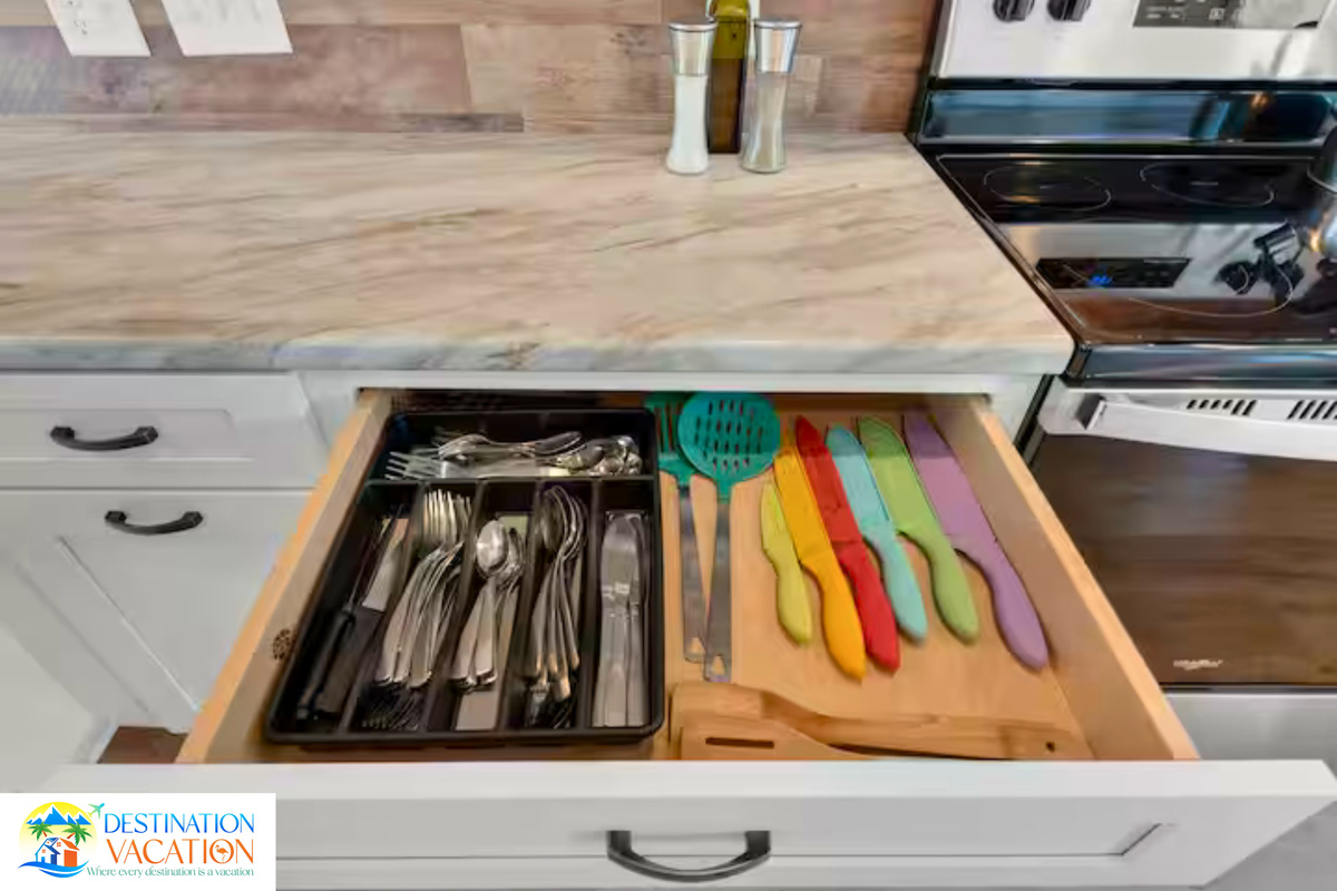Well-stocked drawers make vacation cooking wonderfully effortless.