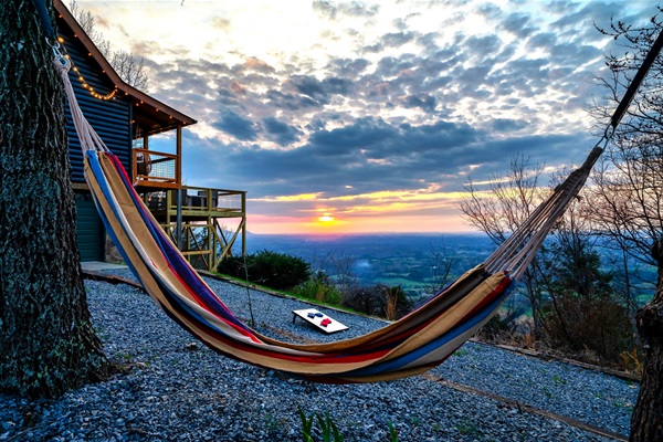 Let this be your spot to pause—gently swaying in a hammock between two trees, taking in the sweeping mountain views as the sky melts into a breathtaking sunset for the finest golden hours.