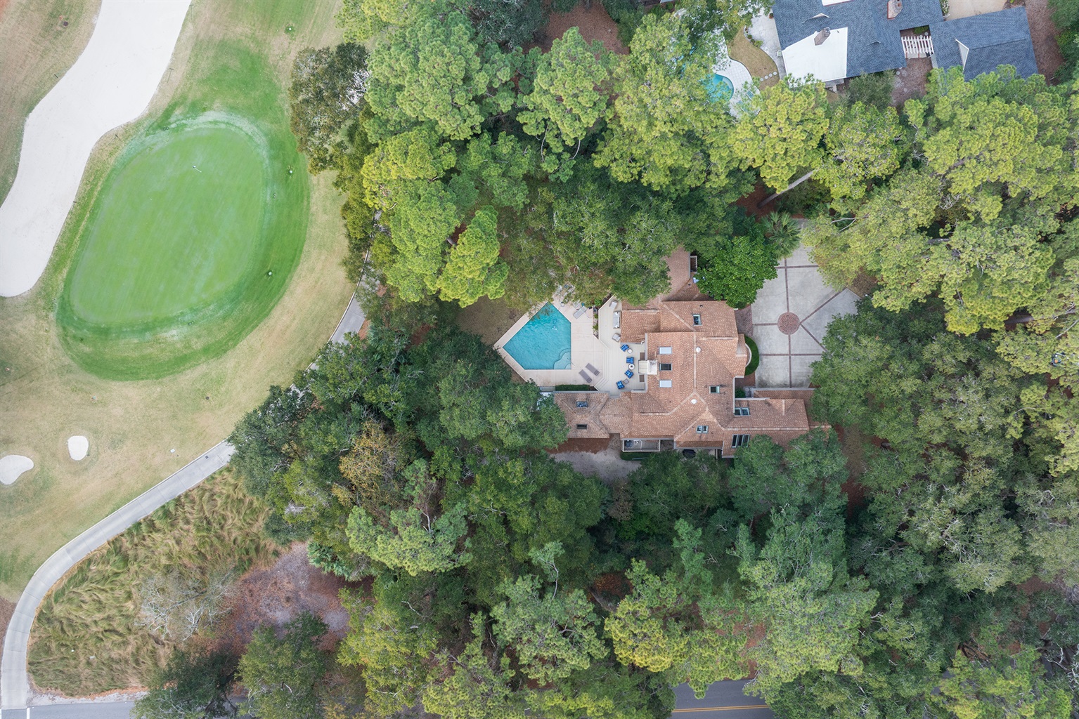 You are in the heart of Sea Pines and walking distance to Harbour Town