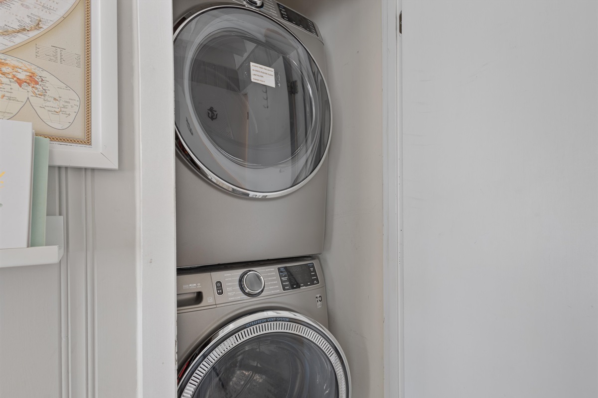 Washer & Dryer for guest use!