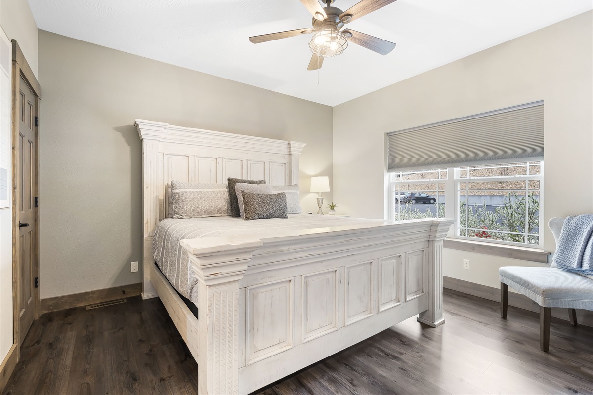 Main level: King bed #1 with ensuite bathroom