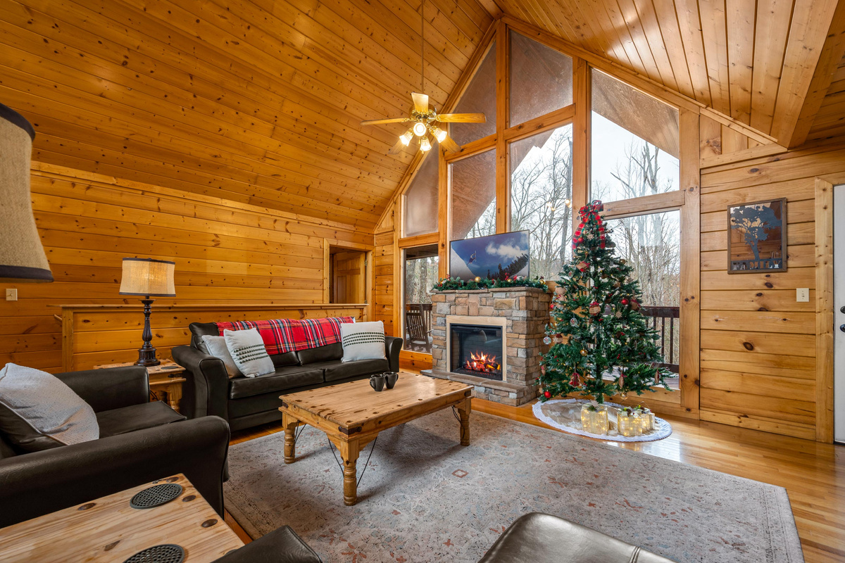 Enjoy a spacious living room with ample seating and a convenient sleeper sofa!