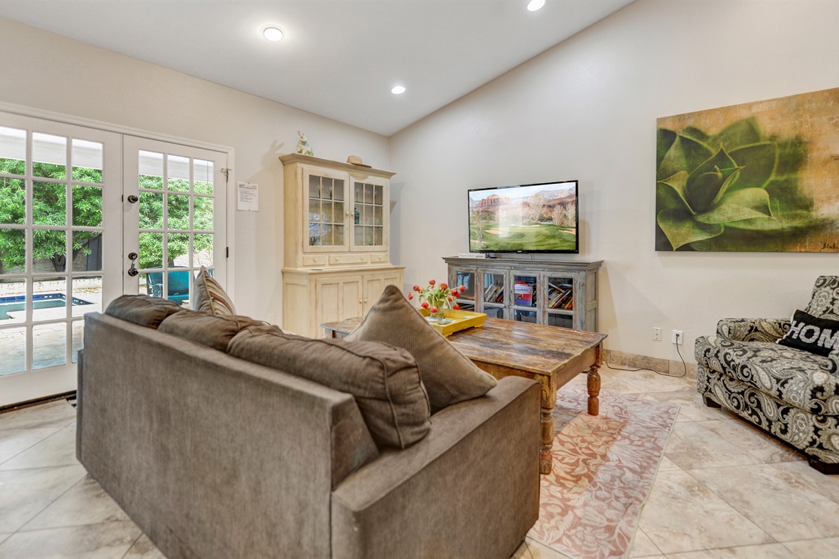 Sleeper Sofa (Queen)