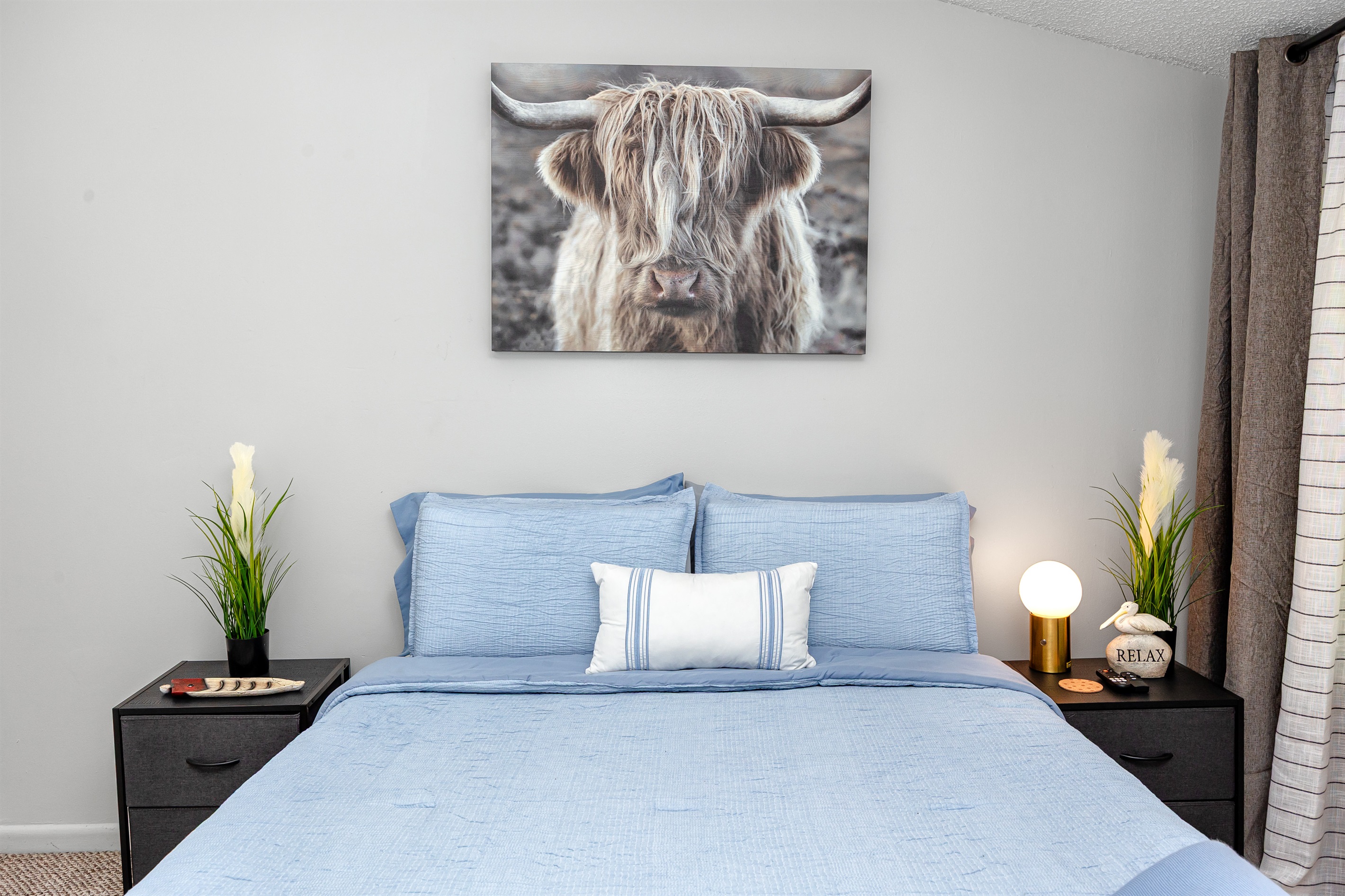Queen bed