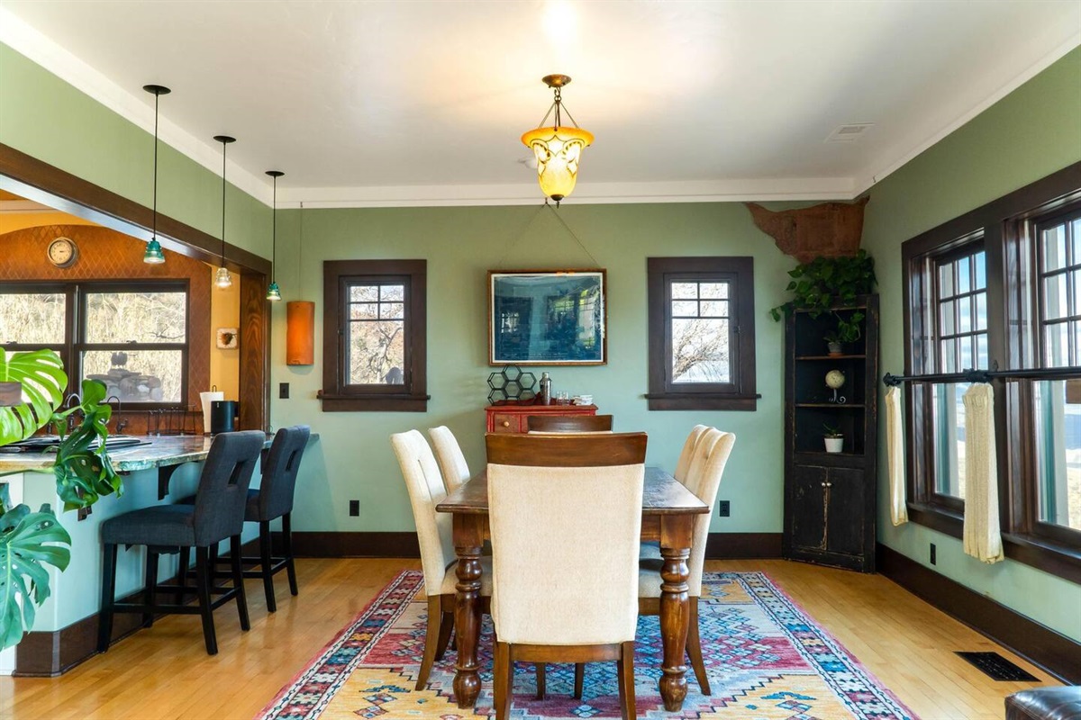 Seating for 6 + in the dining room