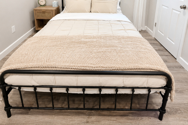 Queen Bed