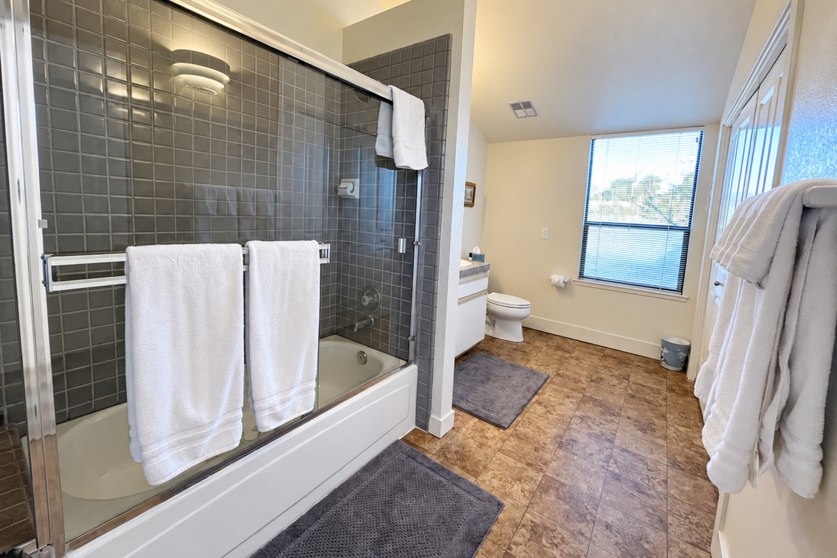 Guest Bathroom with washer/dryer