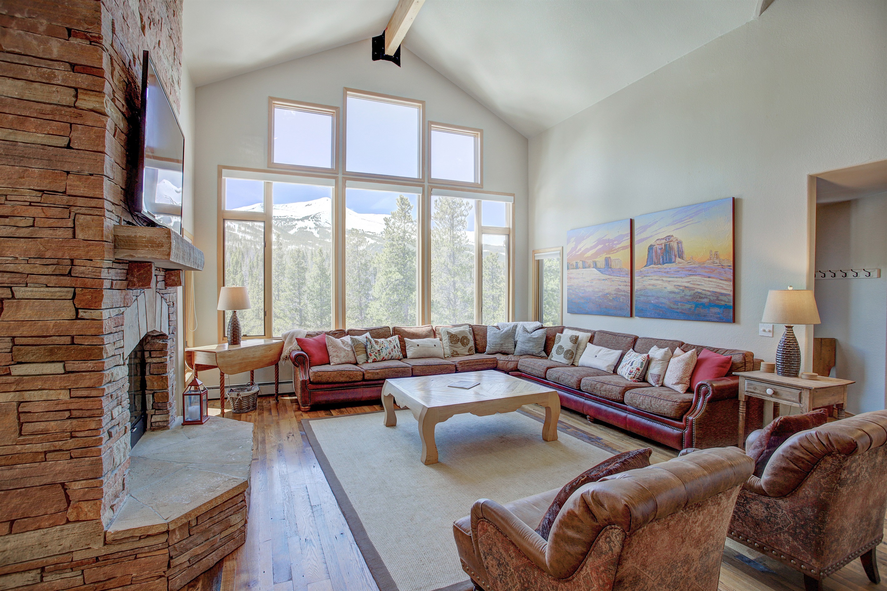 🏆 Ski-In/Out PrivateHotTub Free Winter Ski/Town Shuttle - Big Views 3