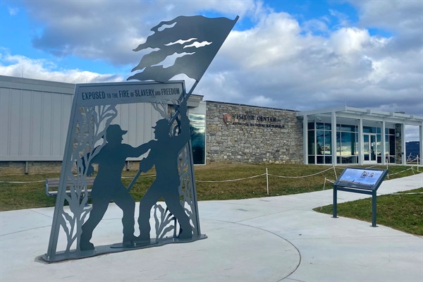 Front of Antietam National Battlefield PARK Visitor Center, 4 miles by car from the Dome.