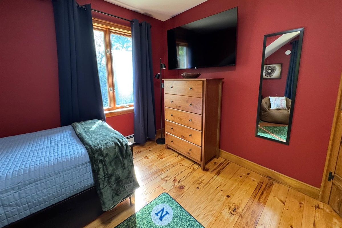 Upstairs bedrooms:: Kids' Room