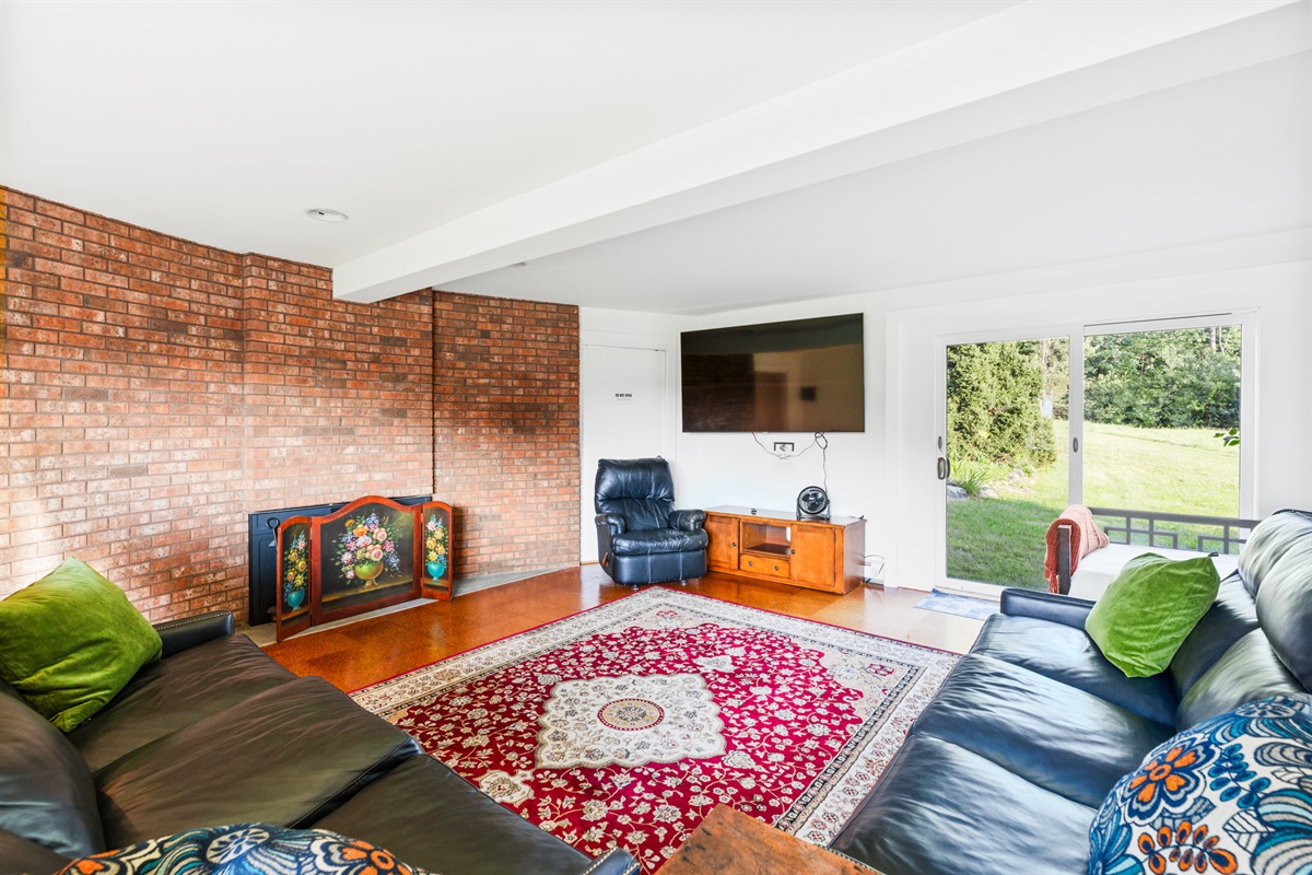 Downstairs Livingroom with 75" Smart TV