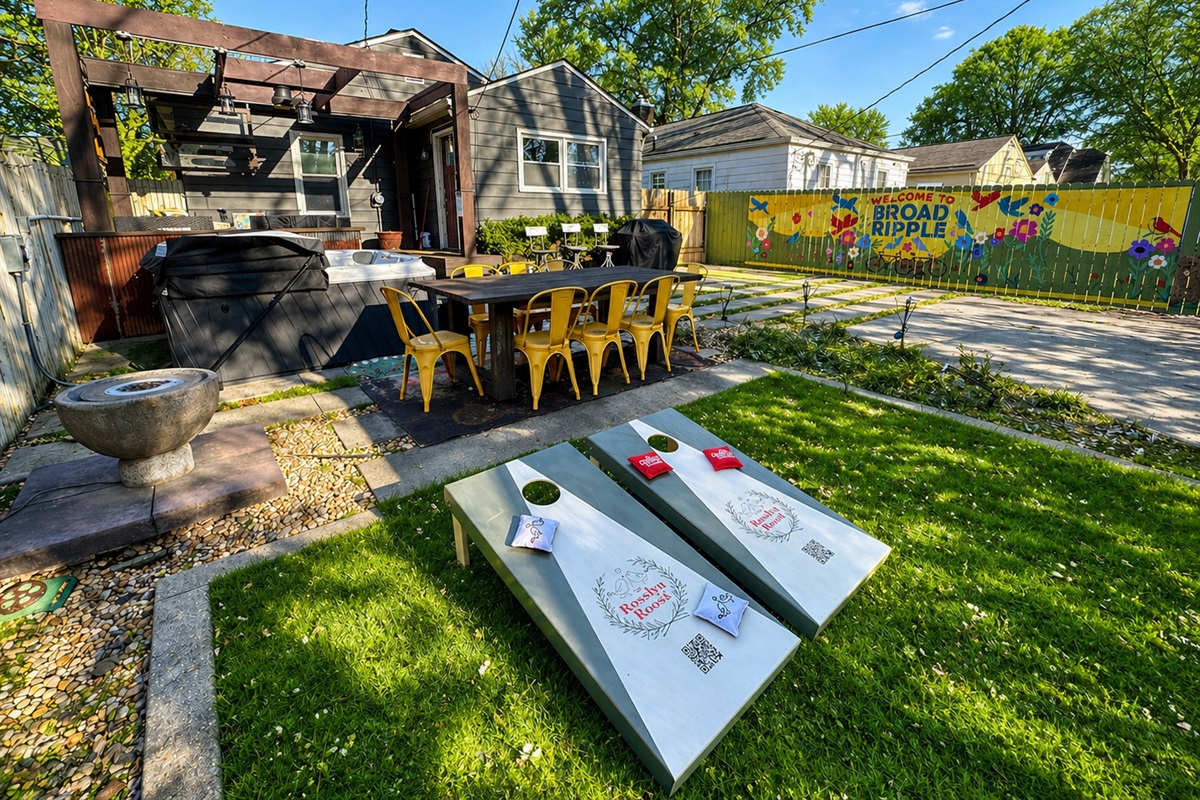 Let's play cornhole!