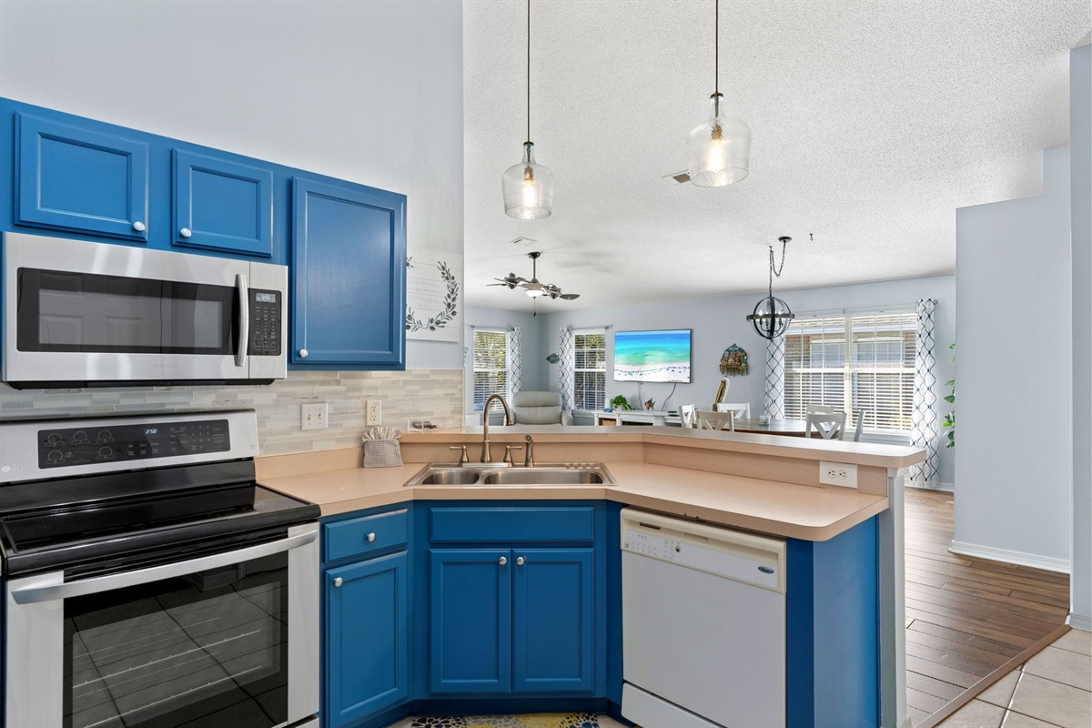 Fully Stocked Kitchen
