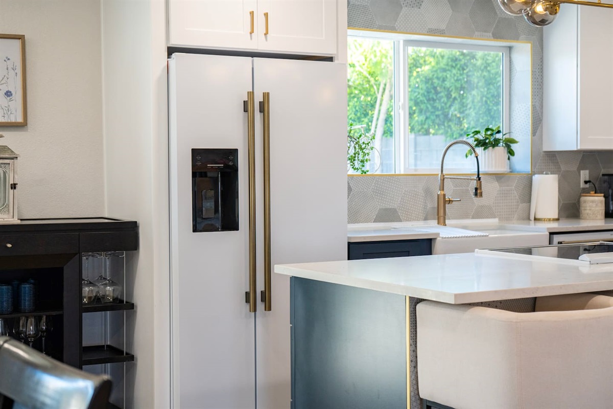 Fully equipped kitchen with modern appliances, wine storage, and thoughtful details—everything you need for an easy Scottsdale stay