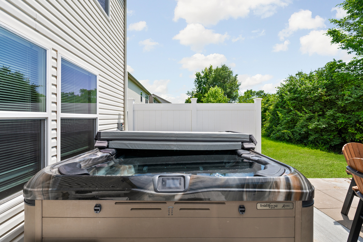 Relax and recharge in our spacious 8-person hot tub. The perfect place to unwind after a day at the track, downtown Indianapolis, or exploring the city's attractions.