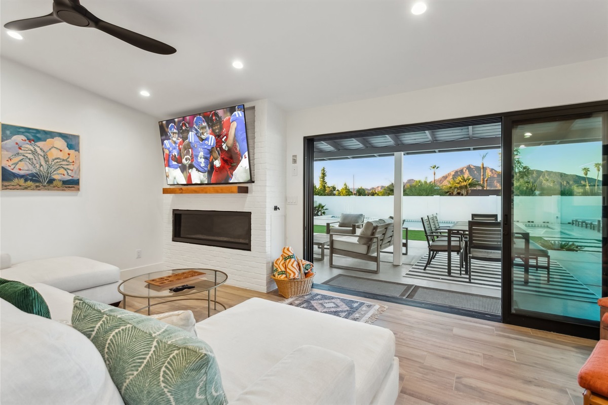 Camelback Casa | 4BR in Scottsdale | Heated Pool & Hot Tub — Casa Camelback | 3BR+Bunkhouse | Heated Pool & Hot Tub, Scottsdale, Arizona — photo 44