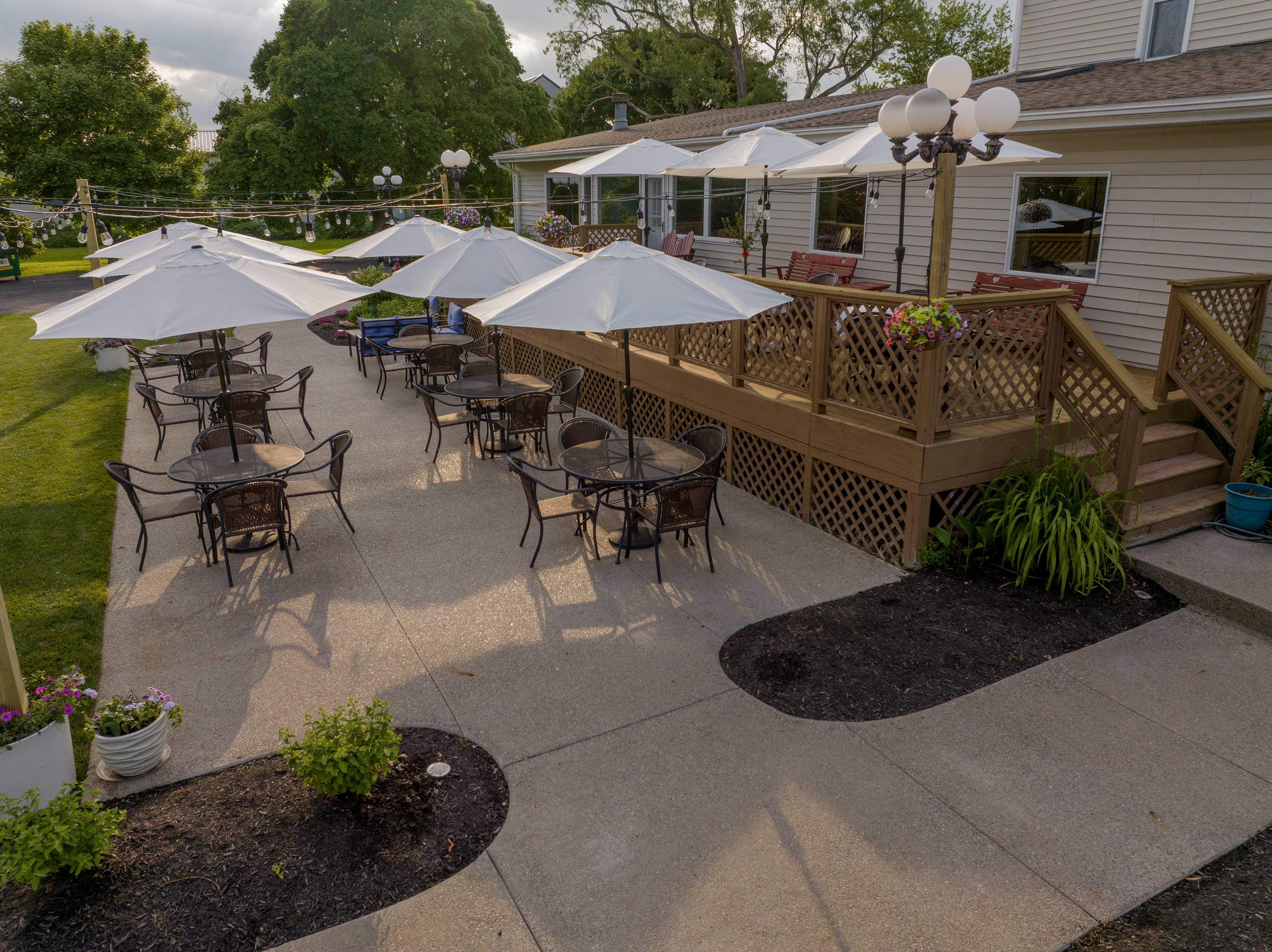 Wedding and Event Patio at The Victorian Inn