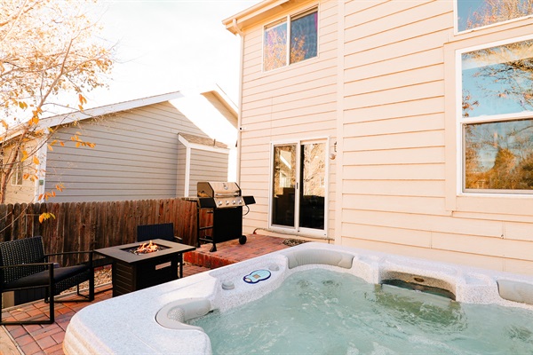 Treat yourself to a peaceful soak, and let go of stress as you revel in pure relaxation. 🌟💆‍♂️