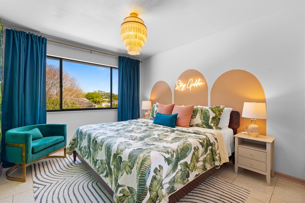 Bedroom 4 - King bedroom on 2nd floor