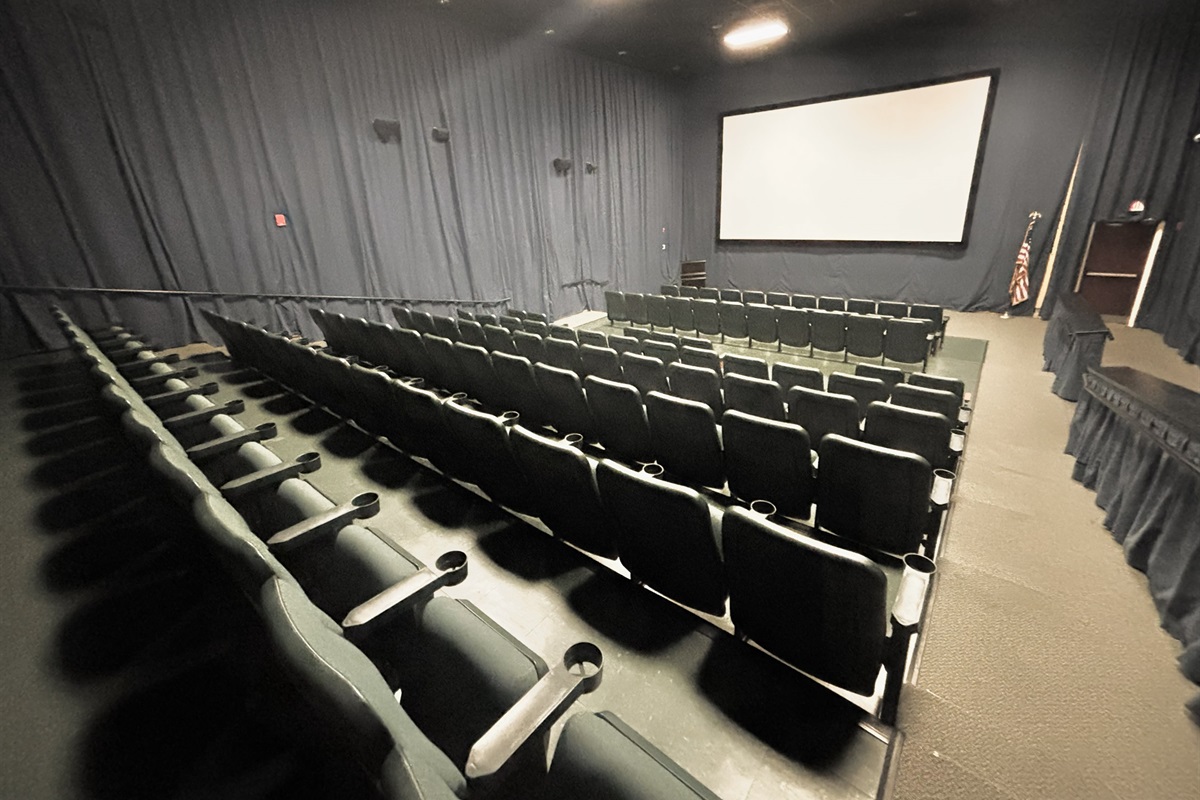 Majestic Theatre with stadium seating