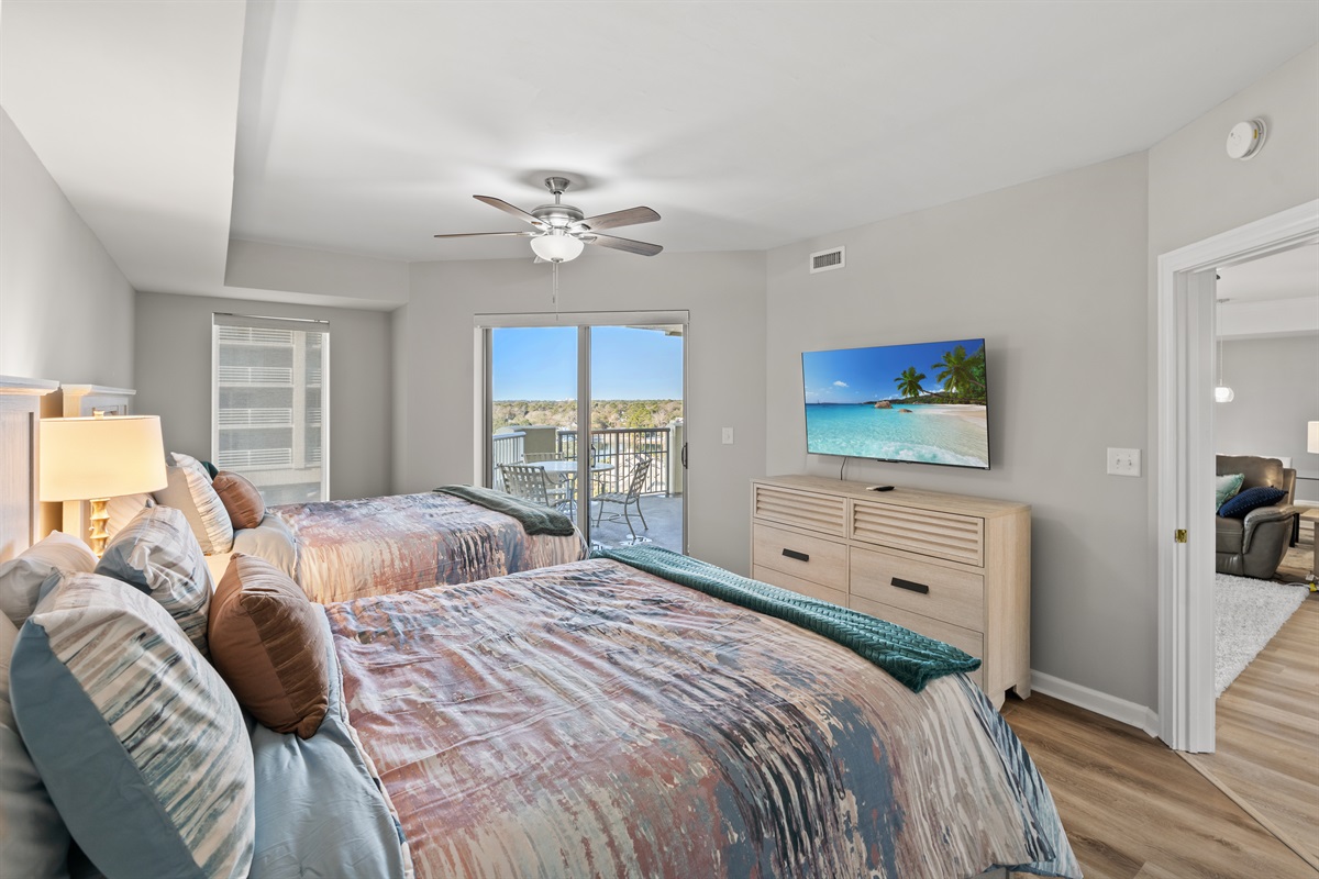 2nd Bedroom - 2 Queen Beds