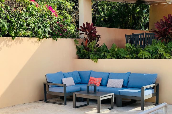 Enough lounge space for your entire family!