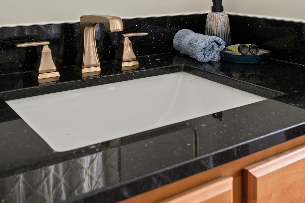 We've stocked Bathroom 2 with a starter supply of essentials, including shampoo, conditioner, body wash, toilet paper, and fresh towels to help make your arrival as comfortable as possible.