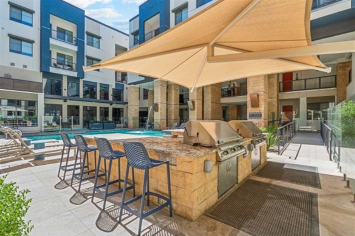 Kick back or socialize in the stylish shared lounge with cozy seating and a relaxed ambiance.